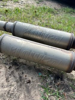 True dual exhaust