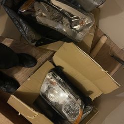2011-2013 Jeep Grand Cherokee Headlights 