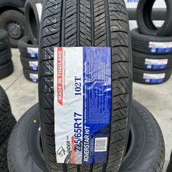 BRAND NEW SET OF TIRES 225/65r17 225/65/17