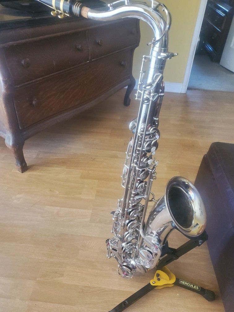 Maxtone Tenor Saxophone Designed BY French Engineers