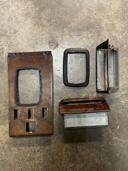 MB 380SL Center Console Wood