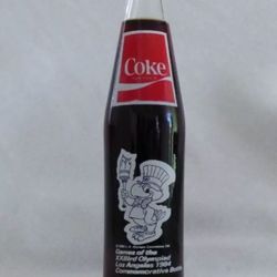 1980 Coca Cola L.A. Olympic Committee Commemorative 1984 Soda Pop Bottle 10 oz Makes a great gift!! 44 year old bottle , 15 Bottles available 1980