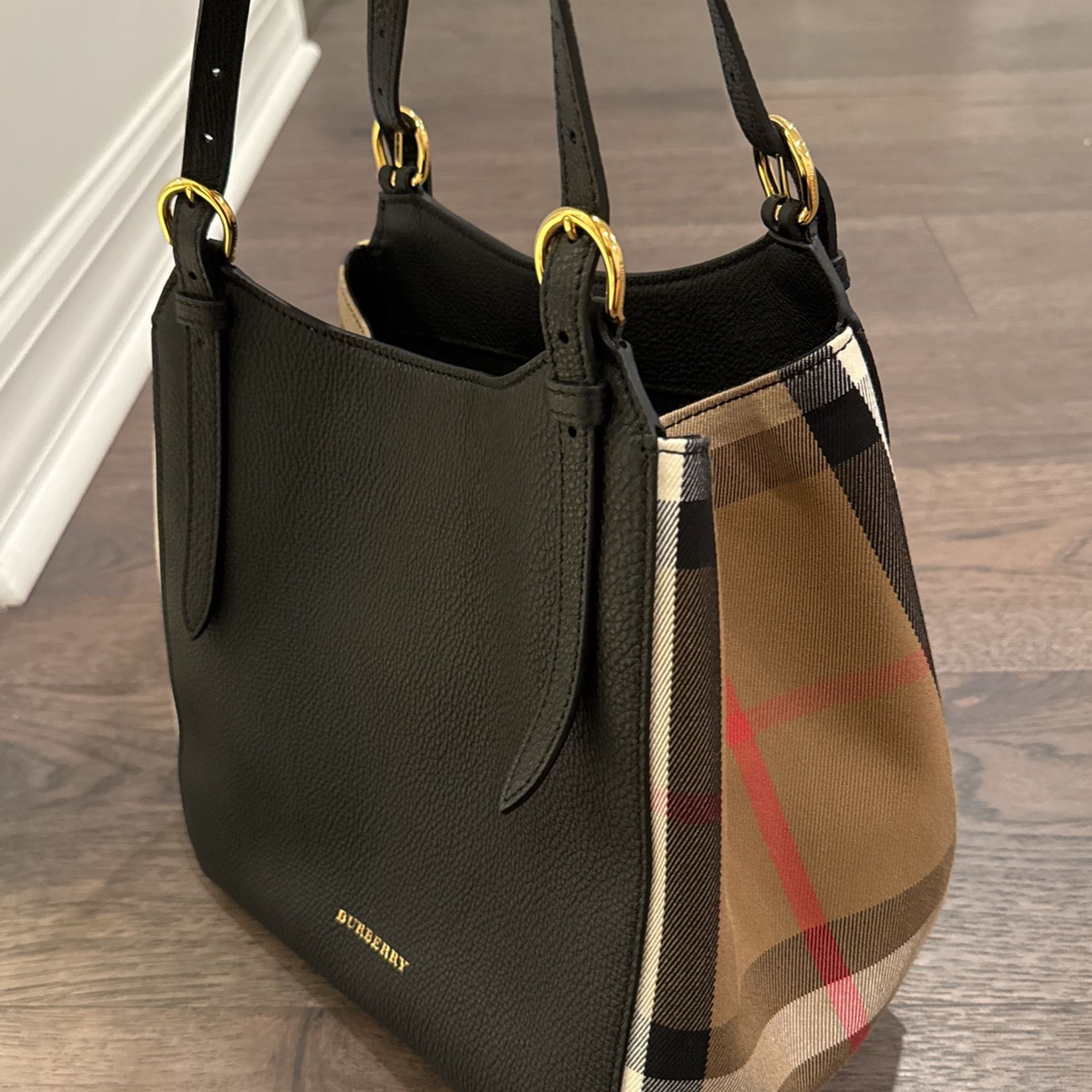 Brand New Burberry Leather Shoulder Bag 