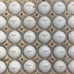 30 Titleist Tour Soft Golf Balls Mixed Grade Lot A23
