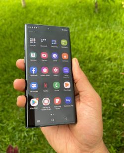 UNLOCKED SAMSUNG GALAXY NOTE 10 / LOW PRICES