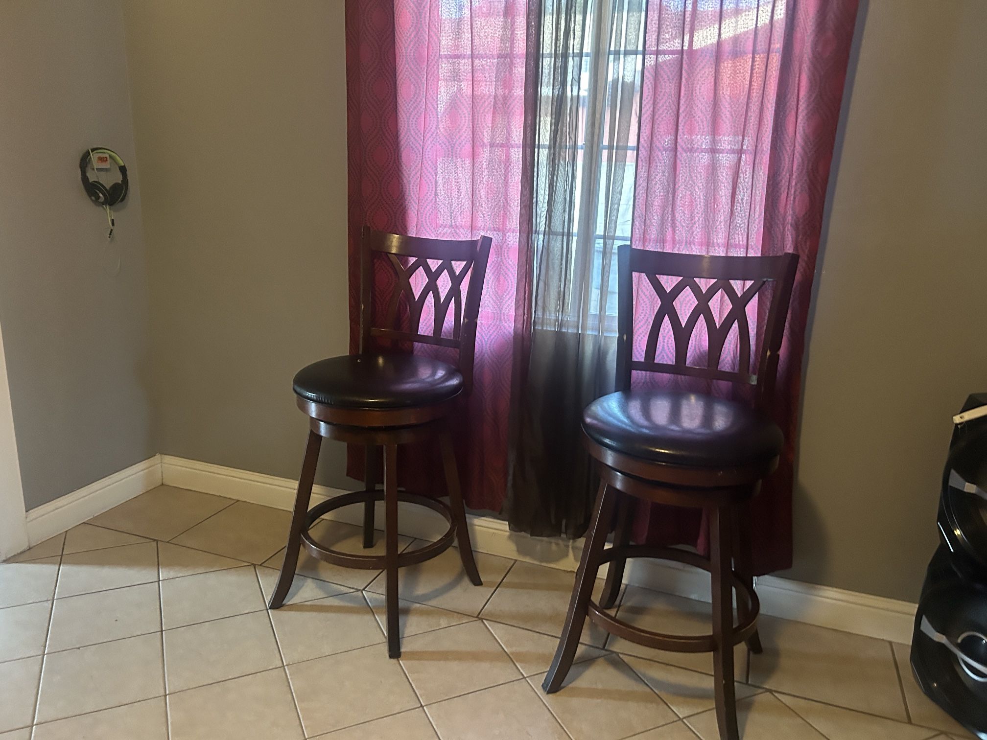 Bar stools Pair