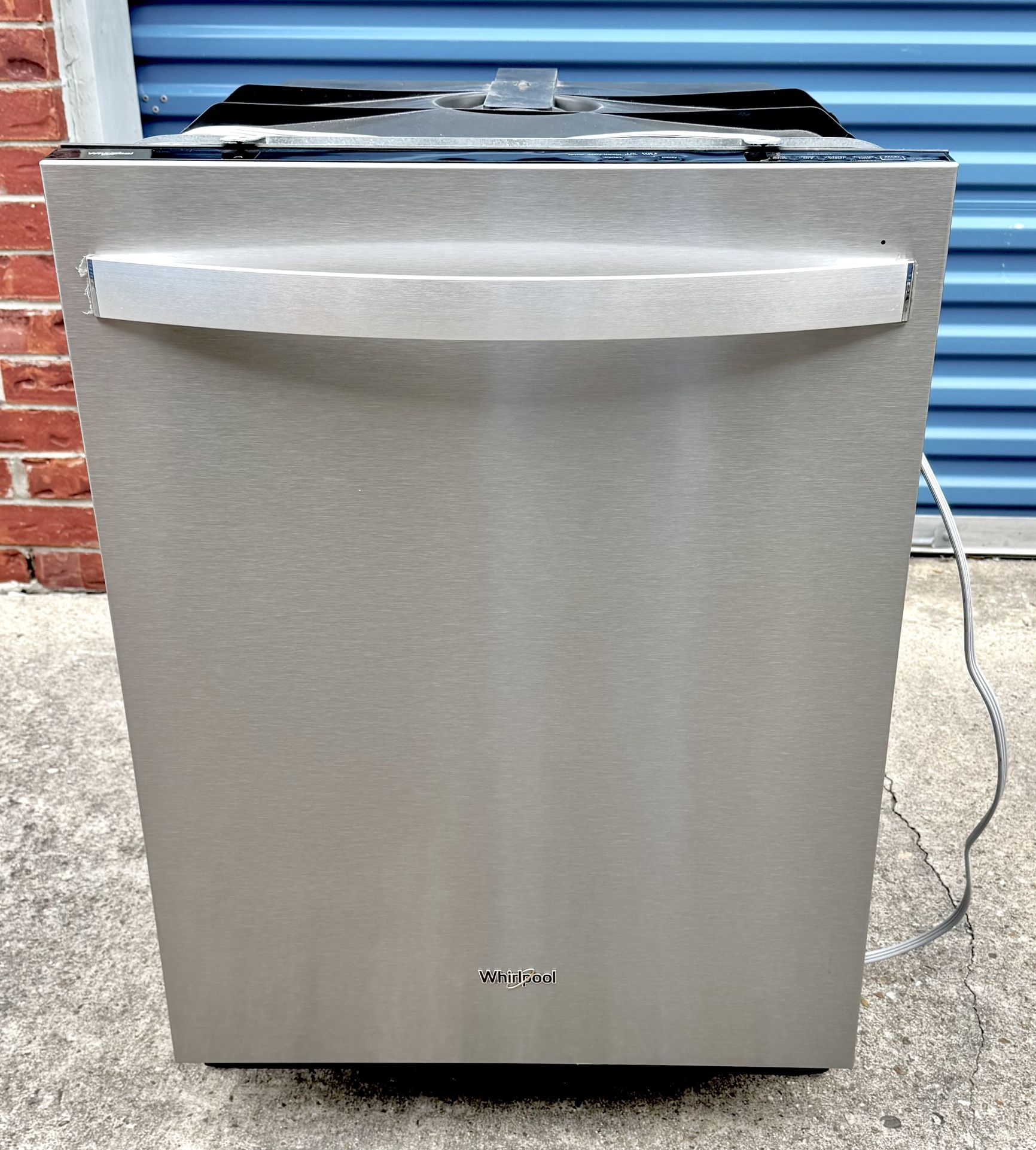 Whirlpool 24” Built-In Dishwasher. Huge Discount. Ready Today!