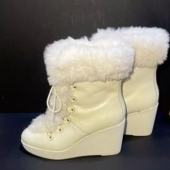 Ralph Lauren Rachelle Wedge Boots Size 7 Ivory