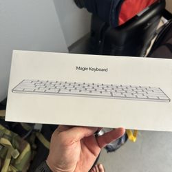 Apple Keyboard 