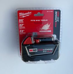 Shop Milwaukee M18 18-Volt 4.0 Ah Lithium-Ion XC Extended Capacity Battery Pack