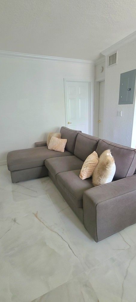 Kivik Ikea Sofa