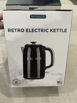 NEW Servappétit Retro Electric Kettle - Black & Chrome
