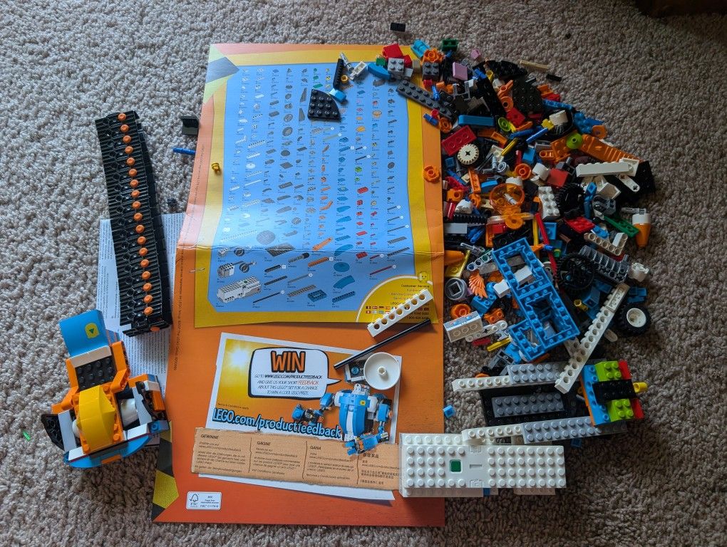 LEGO 17101 Boost Creative Toolbox 
parts and pieces