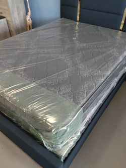 Queen Mattress euro top