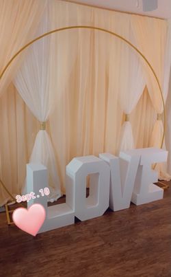 Love Table For Wedding Decorations