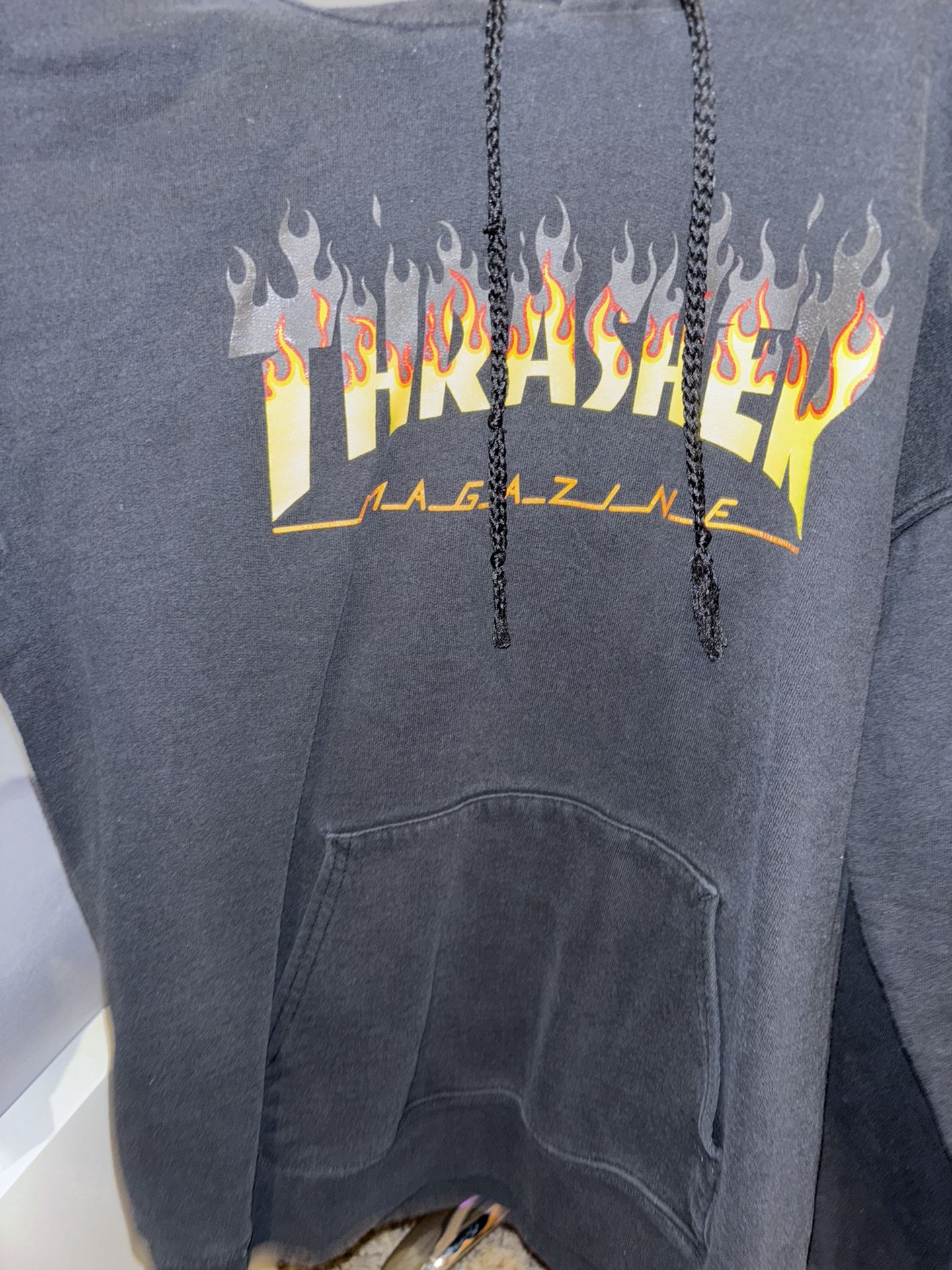 thrasher hoodie size small 