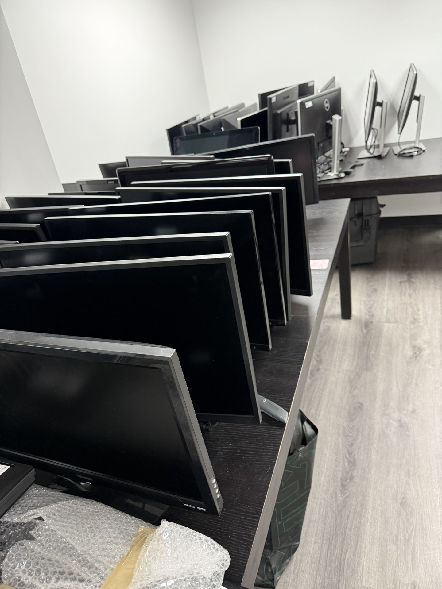 π₯οΈ Office Monitors β 24β to 27β β Great Brands! π₯οΈ
