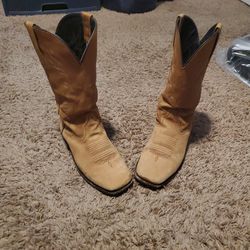 Cowboy Boots 9 EW