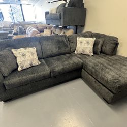 TRUCKLOAD OF SOFAS & SECTIONALS MUST GO NOW!