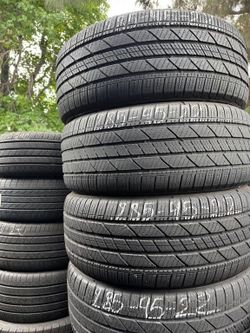 285/45R22 Used tires