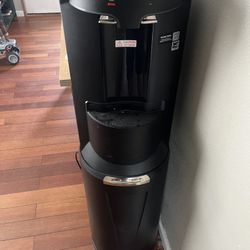 Water Dispenser