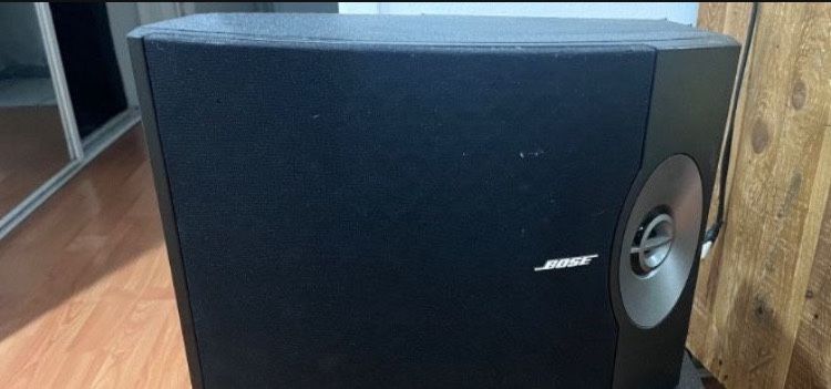 1 Bose 301V Left Speaker $25
