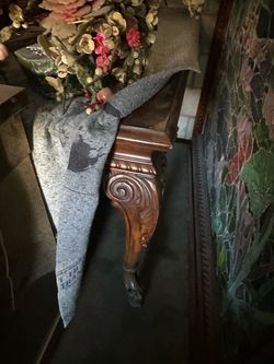 Maitland-Smith dinning table
