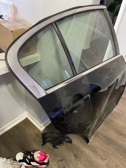 Infiniti door 2012