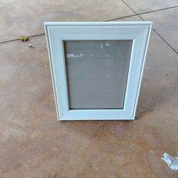 White Wood-Grain Picture Frame 11" x 13"