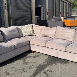 Sectional Couch 