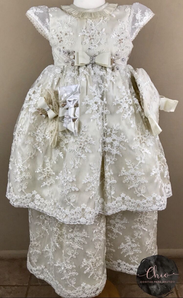 Ropon de Bautizo para Niña