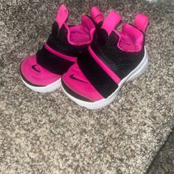 Nike Baby/toddler Shoes 5C