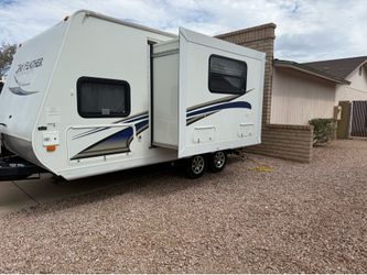 2012 Jayco Jay Feather Ultra Lite 18ft