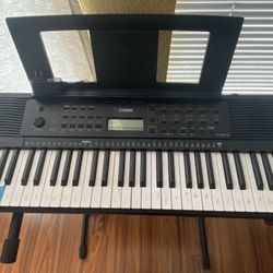 YAMAHA piano 