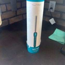 NuMe Curling Wand