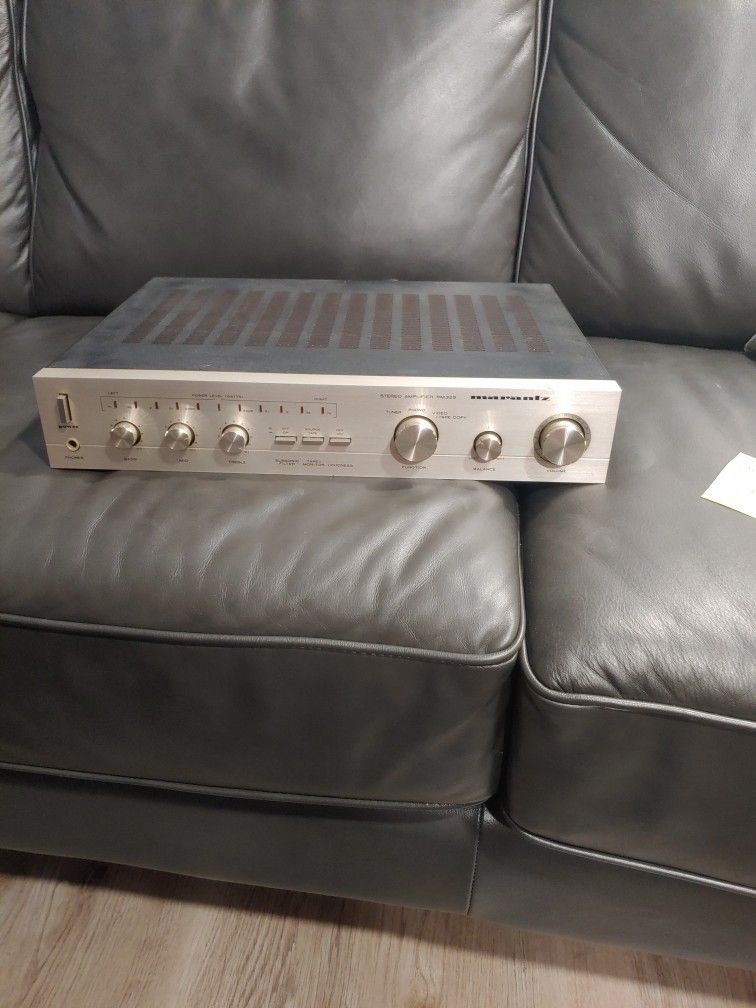 Marantz PM 325 Amplifier