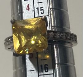 Vintage Sterling Silver Ring, Nice Big Yellow Stone Design, Size 4 1/2, Nice Design, Quality, Jewelry, Accessory, Stamped 925, Clothing, 1165, Engagem