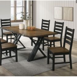 Brand New Rustic Casual All Wood Cabin Style Park Style Dining Set 