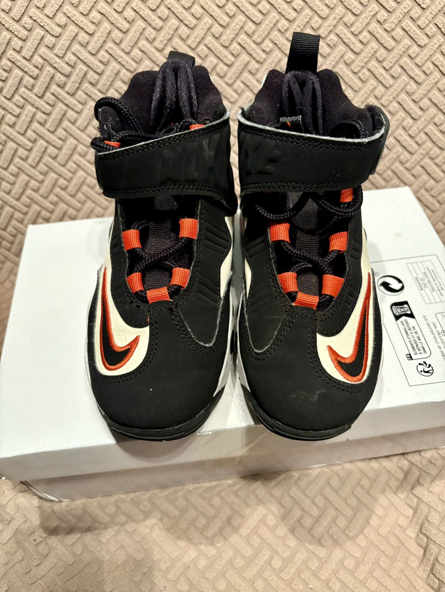 **REDUCED** Nike Air Griffey Max 1 San Francisco Giants Sneaker