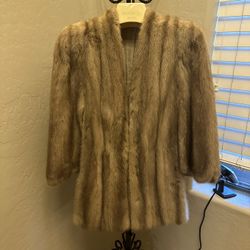 Vintage Honey Brown Medium Mink Fur Stole/Shawl