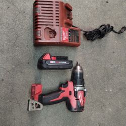 Milwaukee Power Tools Brushless Drill M18