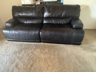 Free couch needs to be picked up