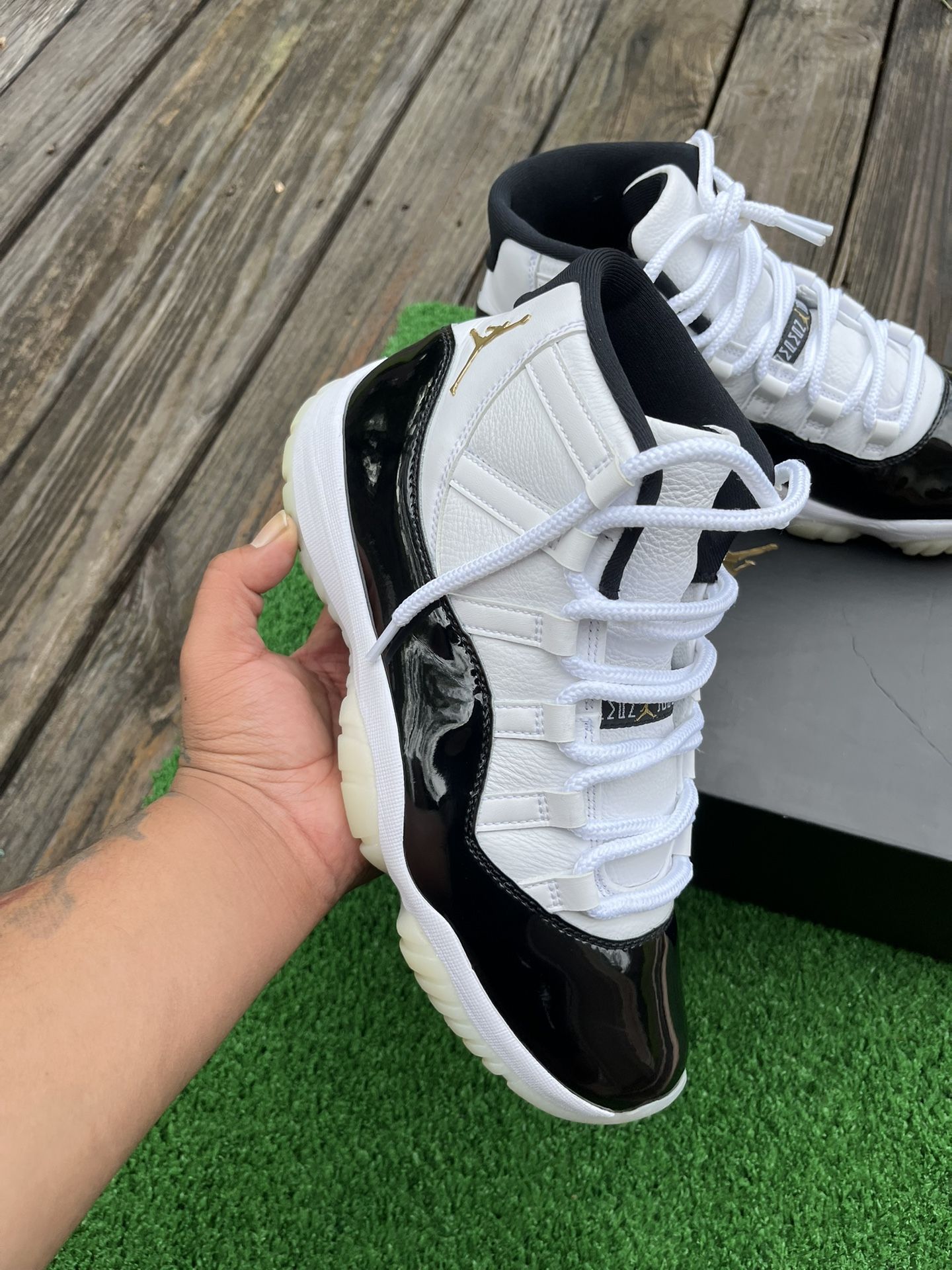 Air Jordan 11
