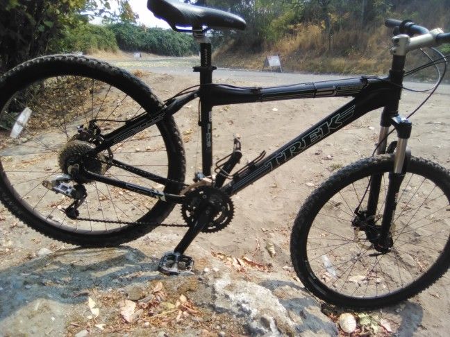 TREK 6000 Mountain Bike