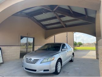 2008 Toyota Camry LE 4 Cylinder Automatic 114k Miles Clean Title.