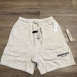 Fear of god Essentials Light Oat (FW22)