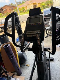 Proform elliptical