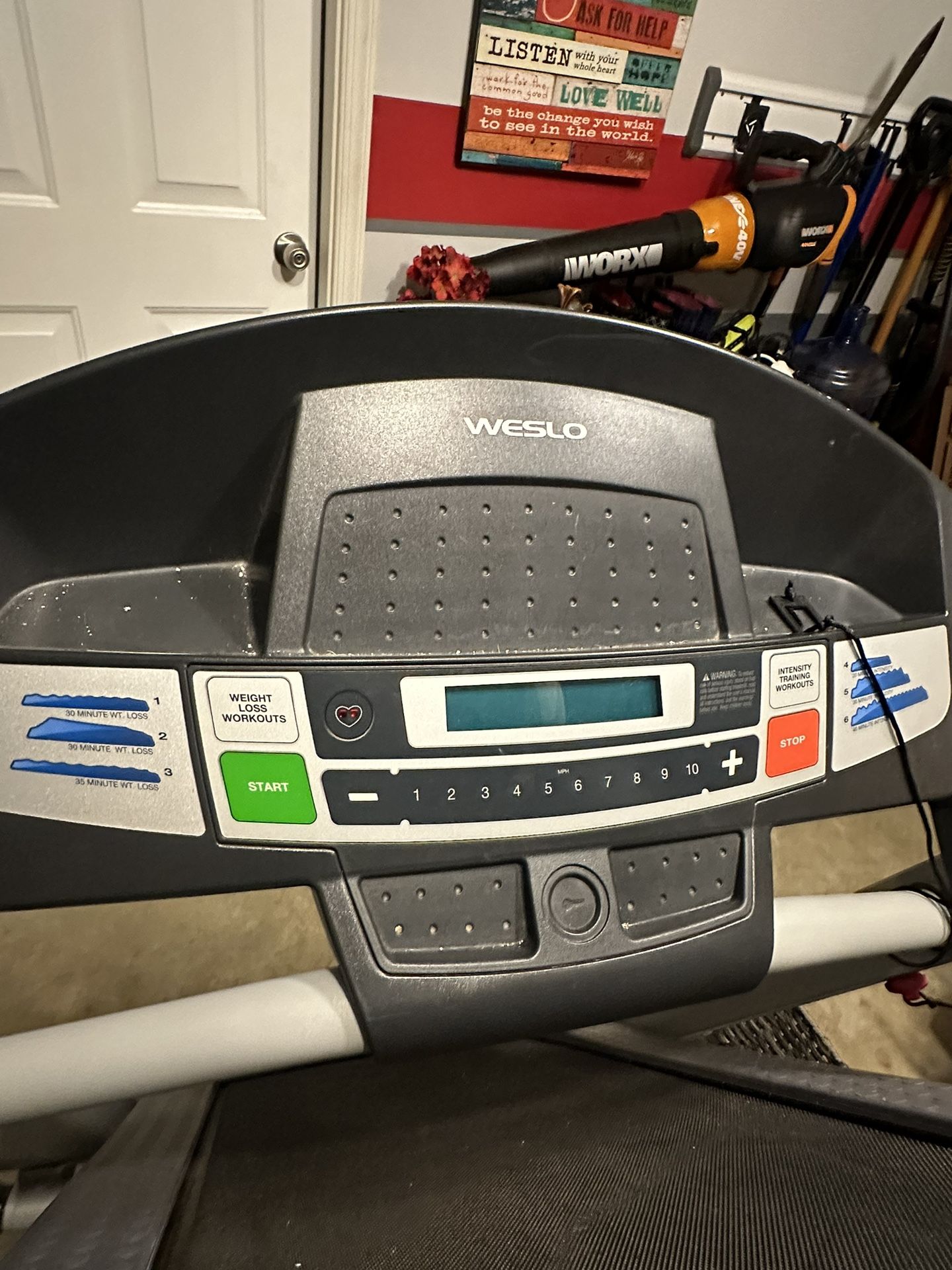 Treadmill 