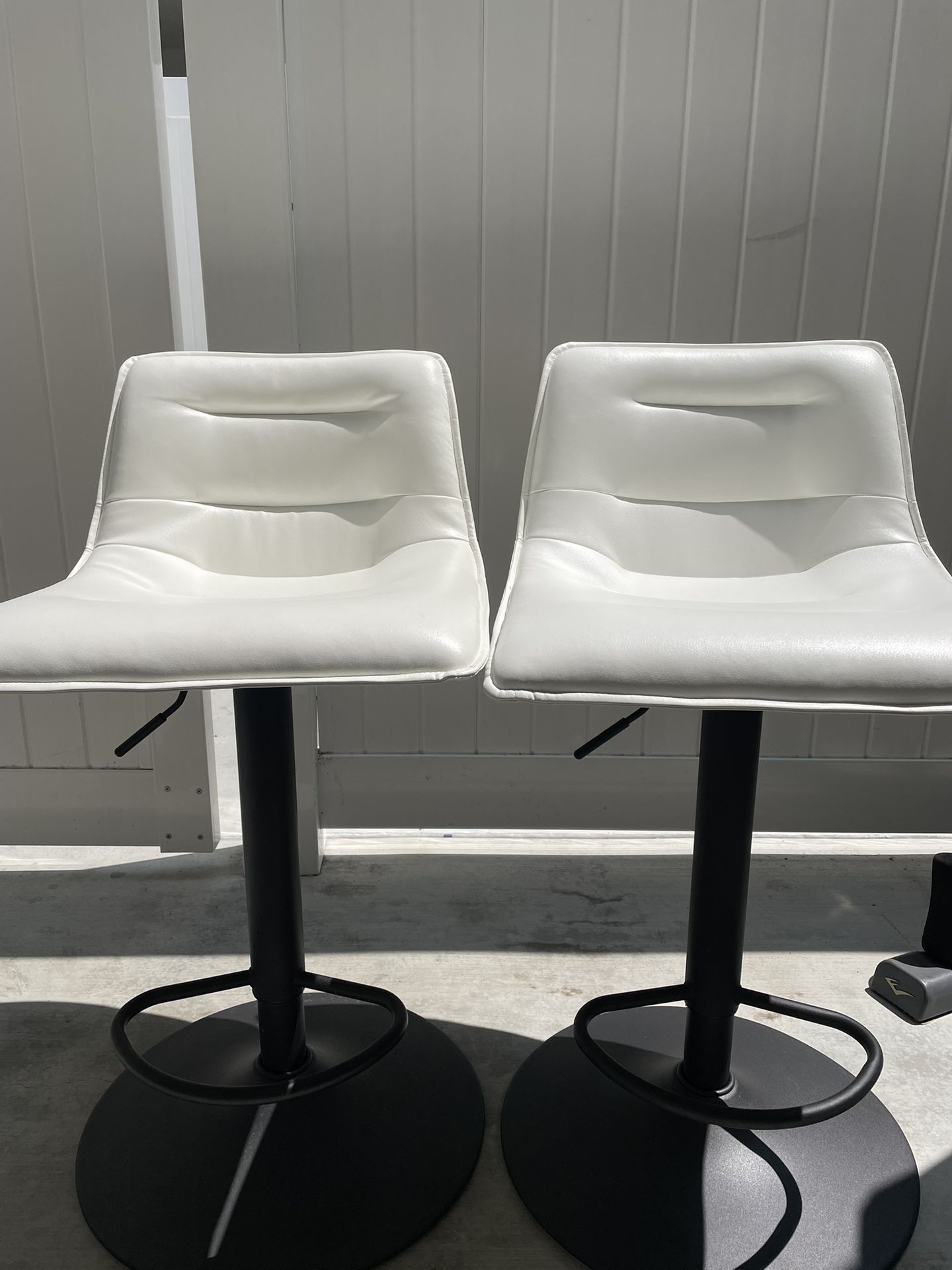 Bar Stool And Bar Table