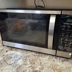Almost New Microwaves 